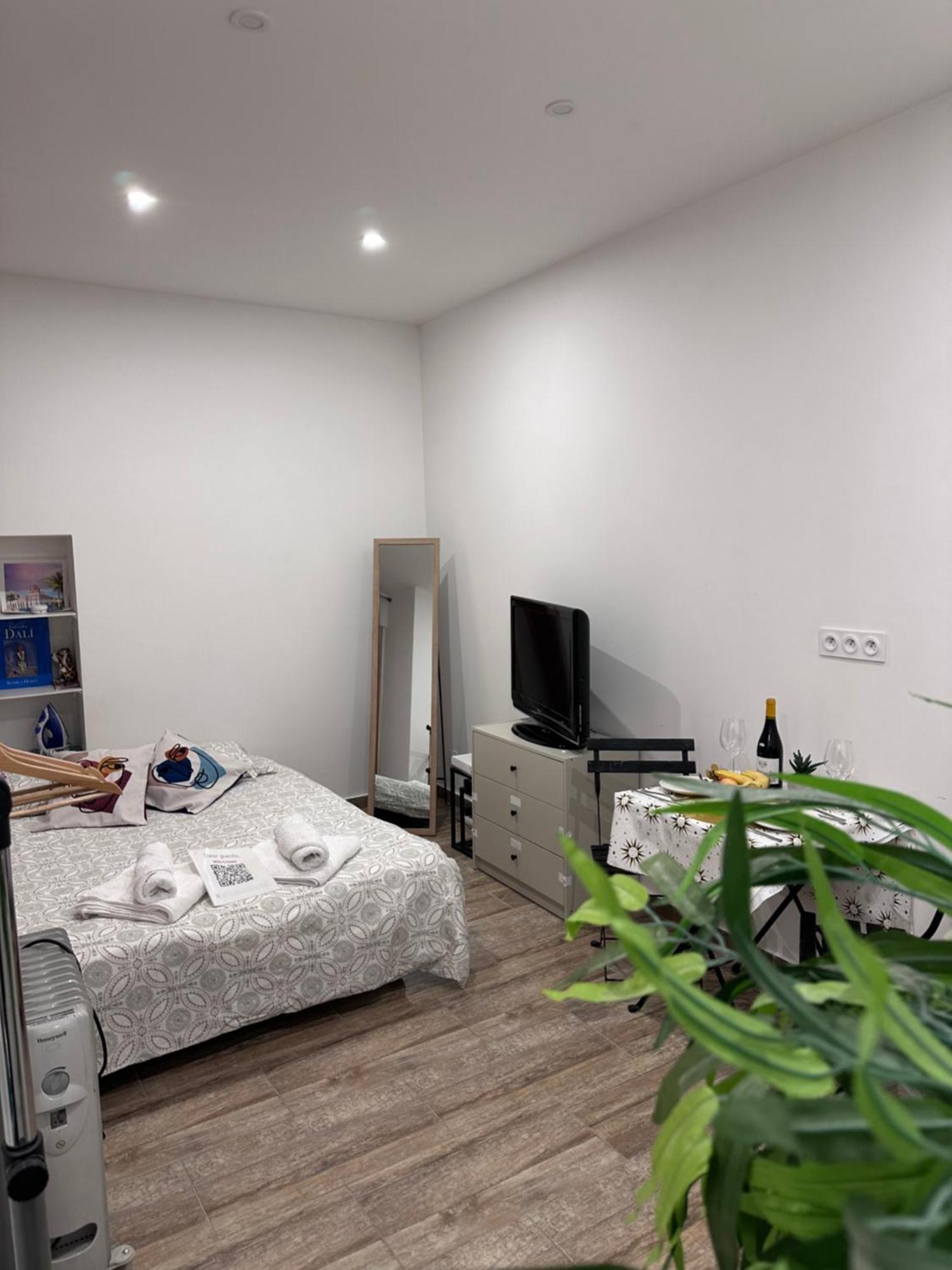 Cosy Studio Vieux Nice A 2 Pas De La Mer Ngoại thất bức ảnh